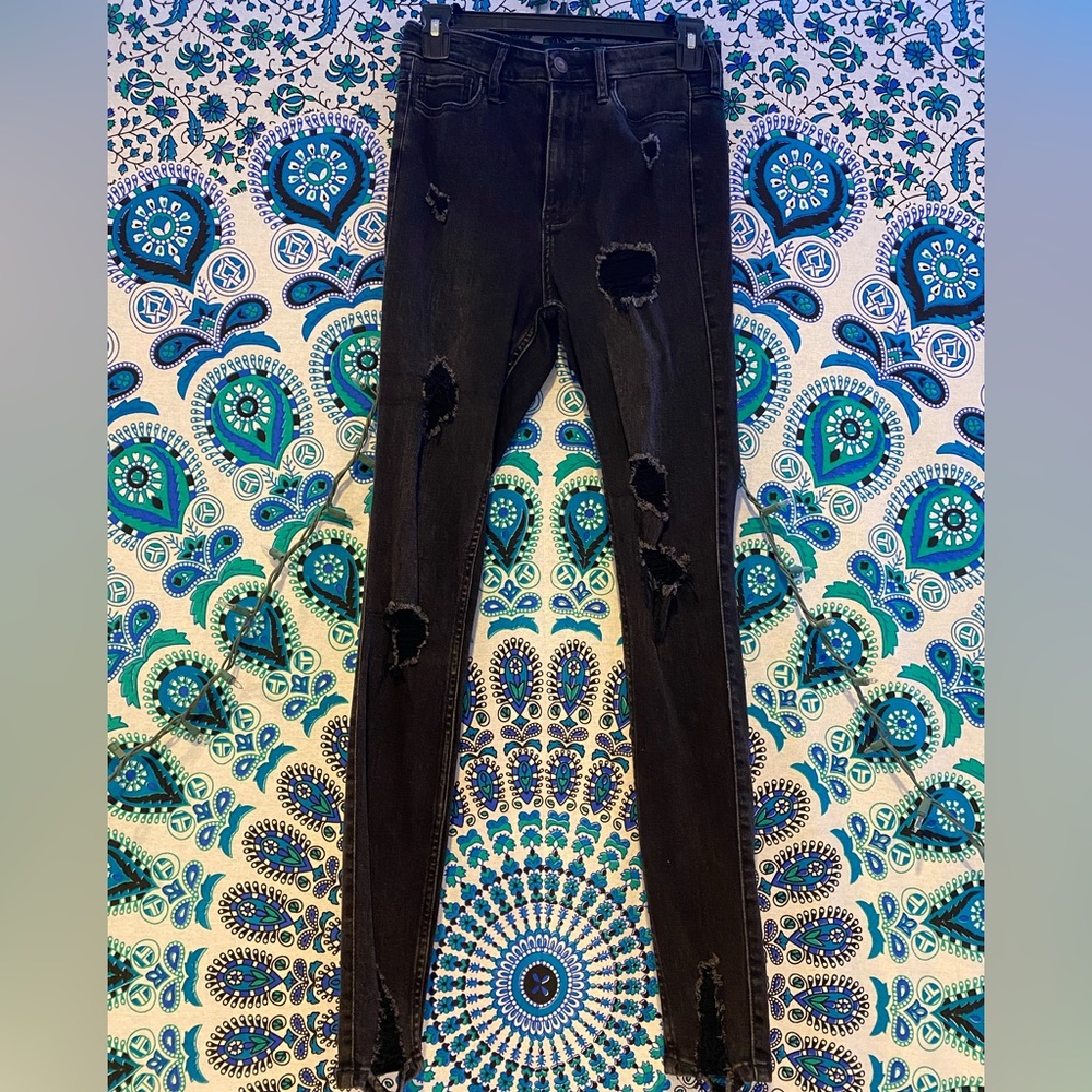Hollister ultra high rise super skinny distressed jeans, size 3R